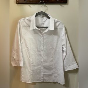 DOUBLJU classic white button down 3/4 sleeve top. NWOT